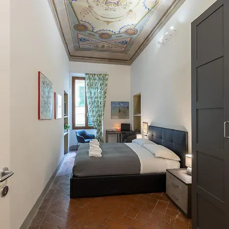 Pitti Suite-hosted By Sweetstay Apartamento