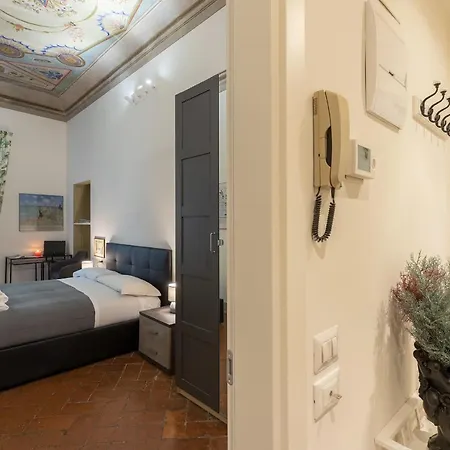 Pitti Suite-hosted By Sweetstay Apartamento Florença